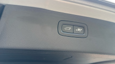 Volvo XC90 2.0 B5P Ultra Dark 5dr AWD Geartronic Petrol Estate